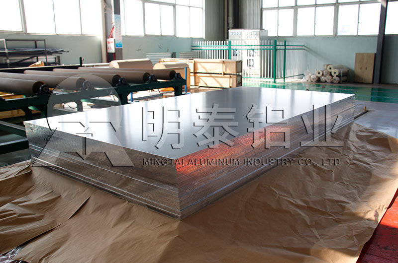 8011雙面光鋁箔廠家報價 8011雙面光鋁箔廠家報價
